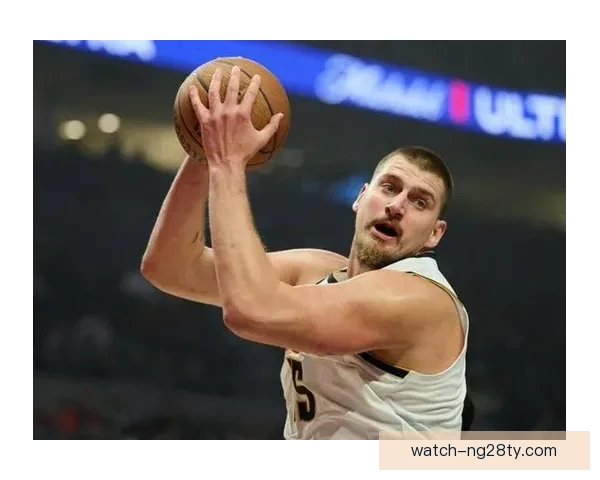 东契奇约基奇全明星合砍2分第二场缺席